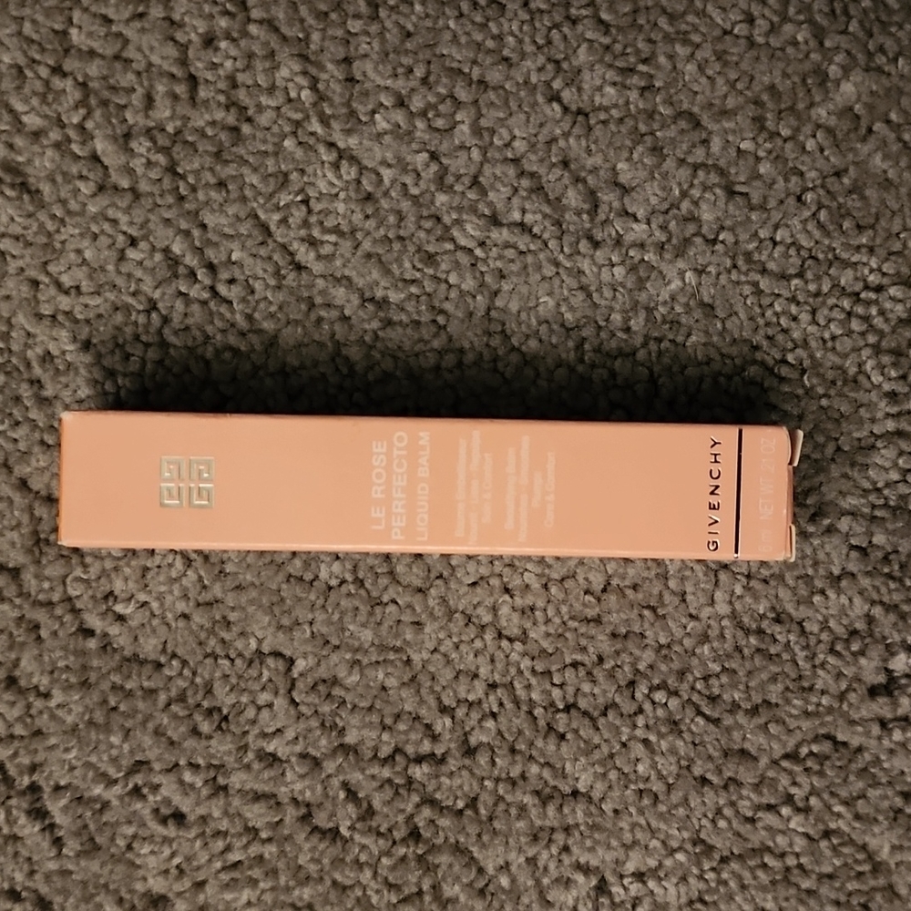 Givenchy lip gloss lip balm
